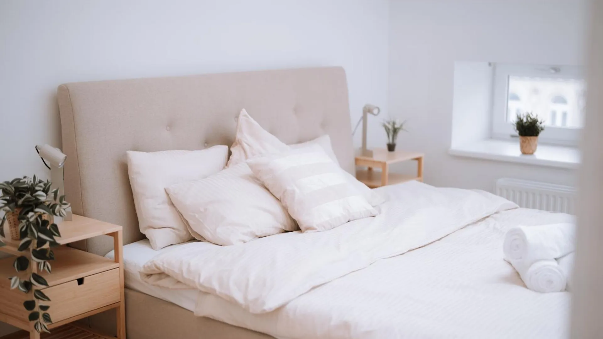90Qm, 3 Bedrooms, Near Schoenbrunn, Balcony - Axara Housing Βιέννη